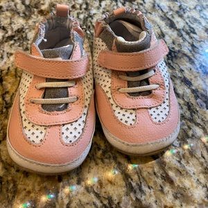 Robeez Mini Shoez pink and white sneaker 9-12 mo
